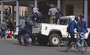 Police pounce on WOZA members, Cnr Main Street & Leopold Takawira Street in Bulawayo. © WOZA